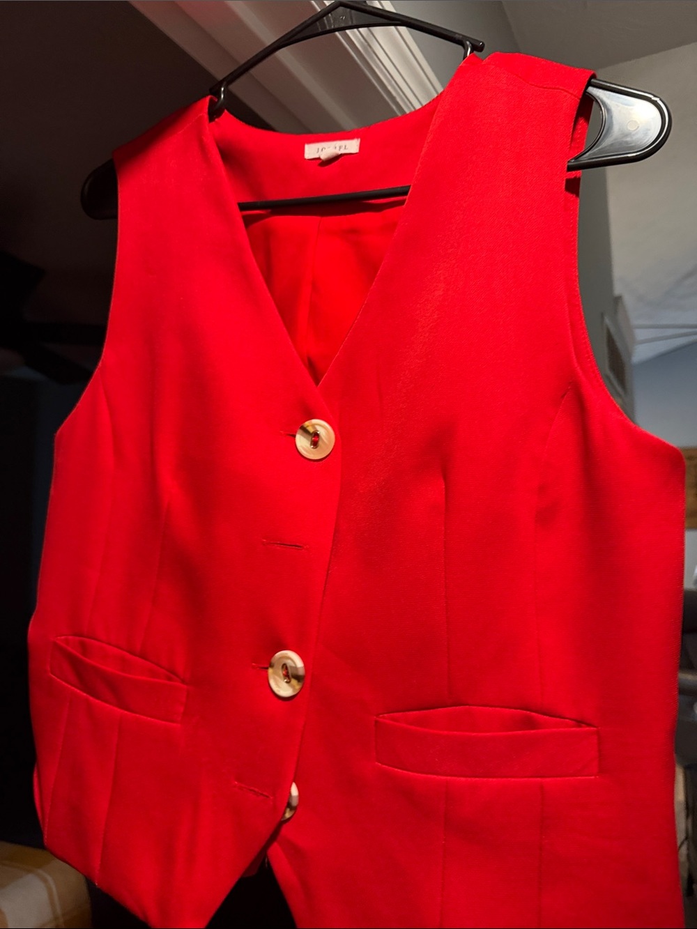 JODIFL Vibrant Red Sleeveless Vest